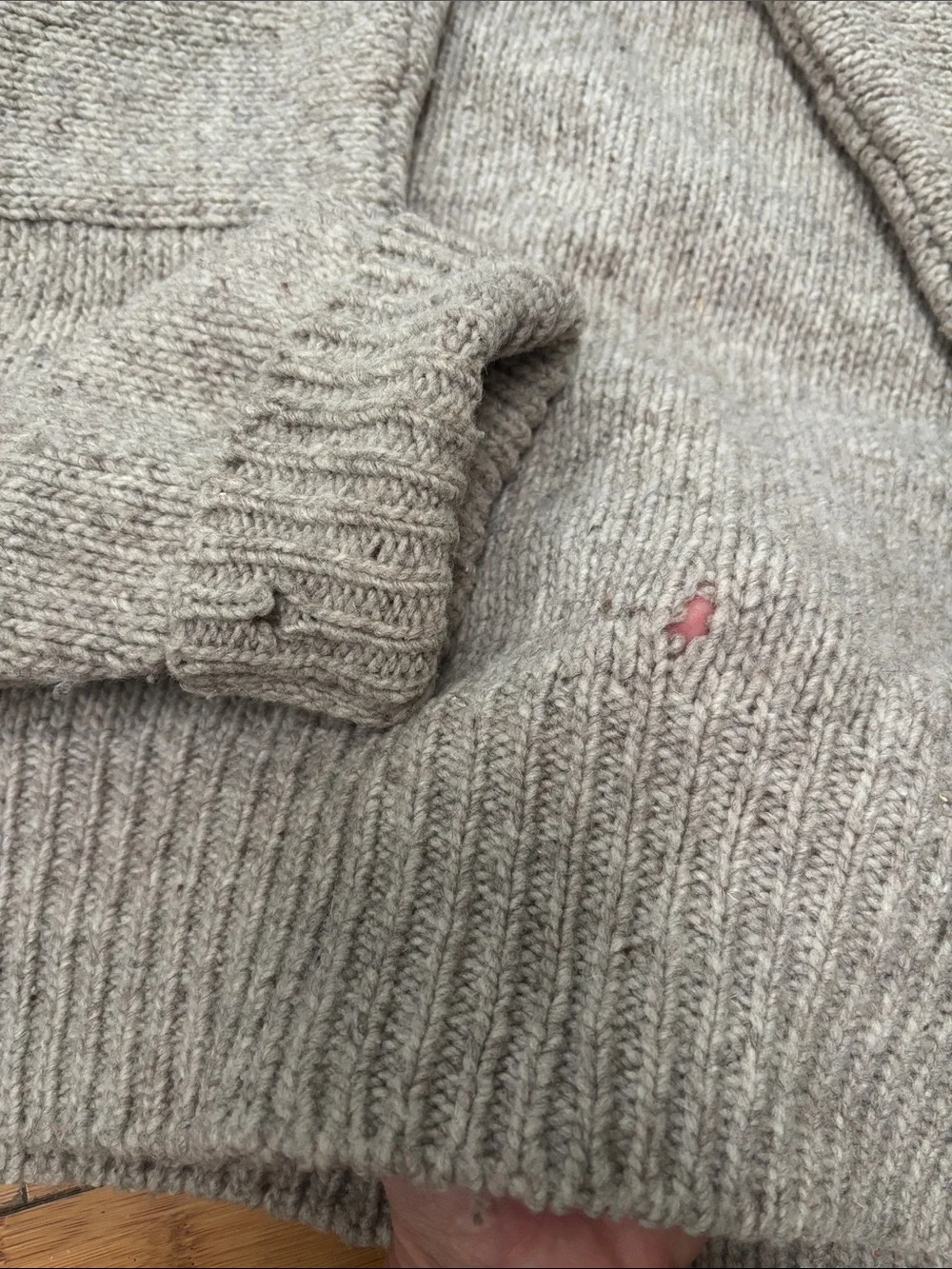 Babaa Neutral Gray Chunky V-Neck Button Front Cardigan